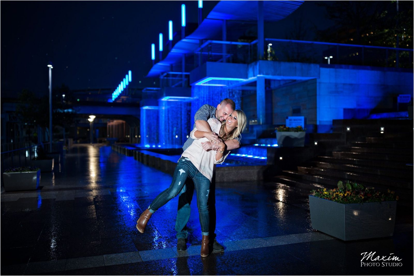 Cincinnati Smale Riverfront Park night engagement