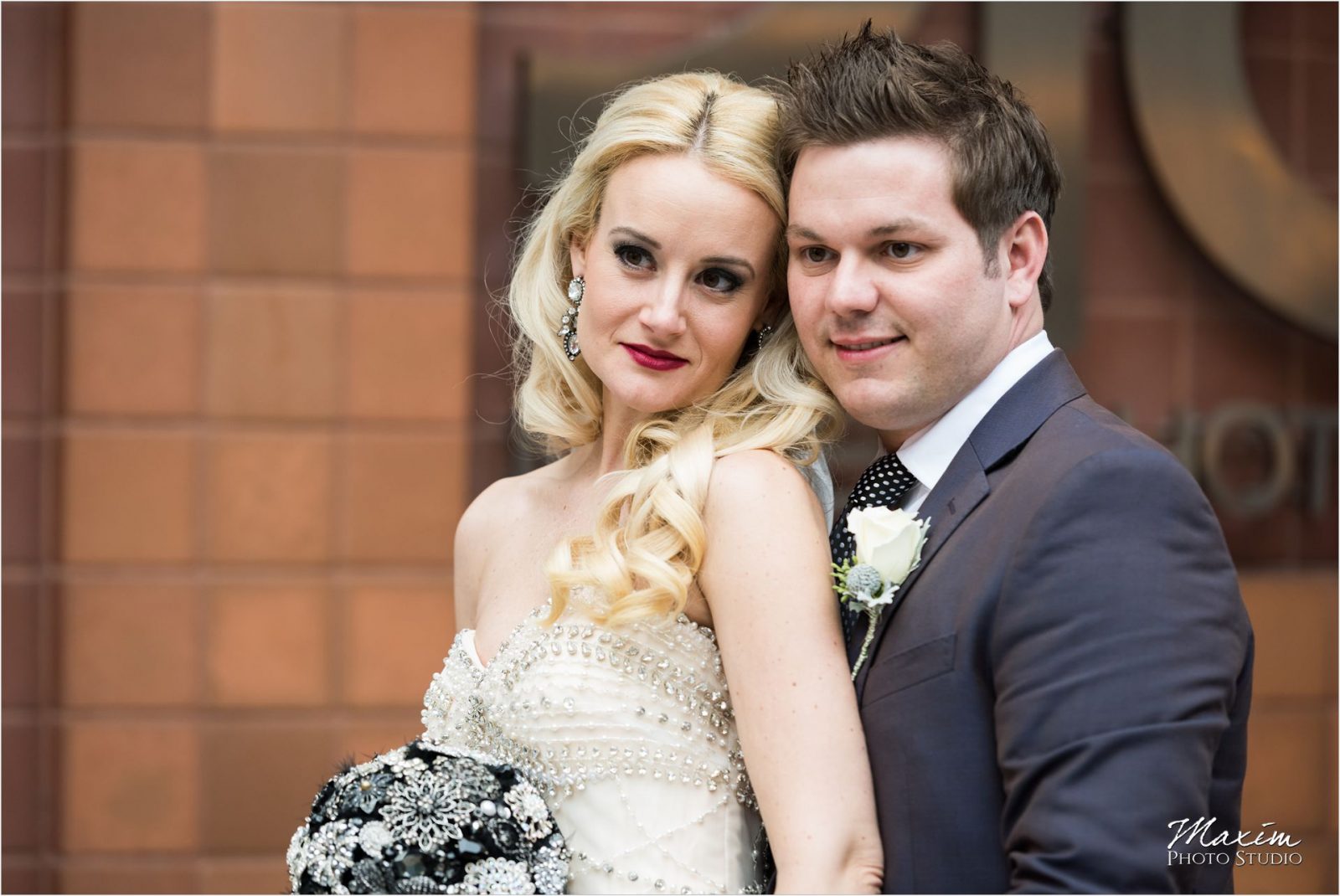 Cincinnati Wedding Photographers 21C Museum Hotel bride groom portraits