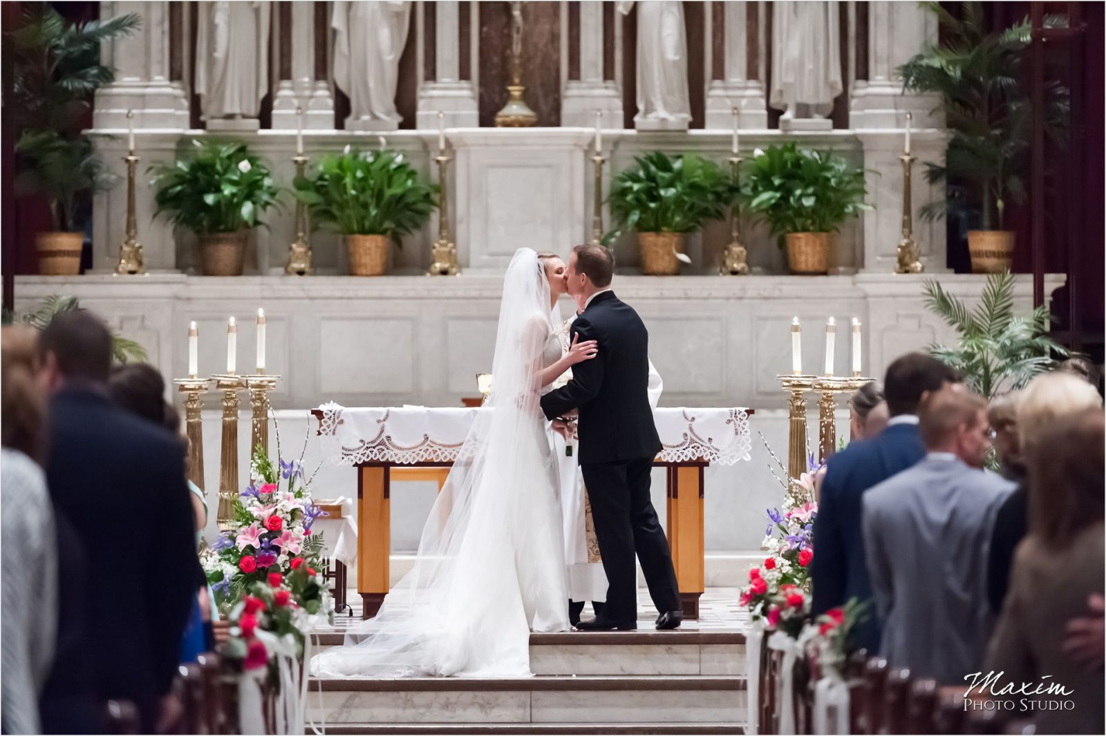 St Xavier Church Cincinnati Wedding Ceremony