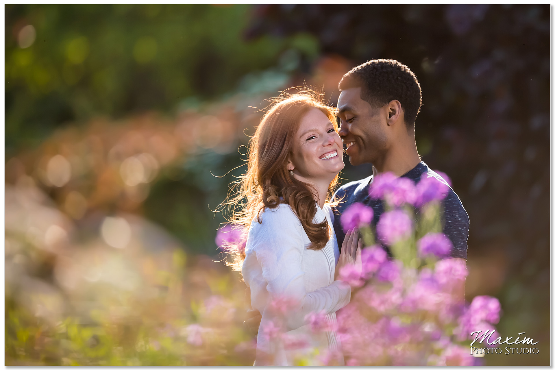 Ault Park Cincinnati flowers engagement couple