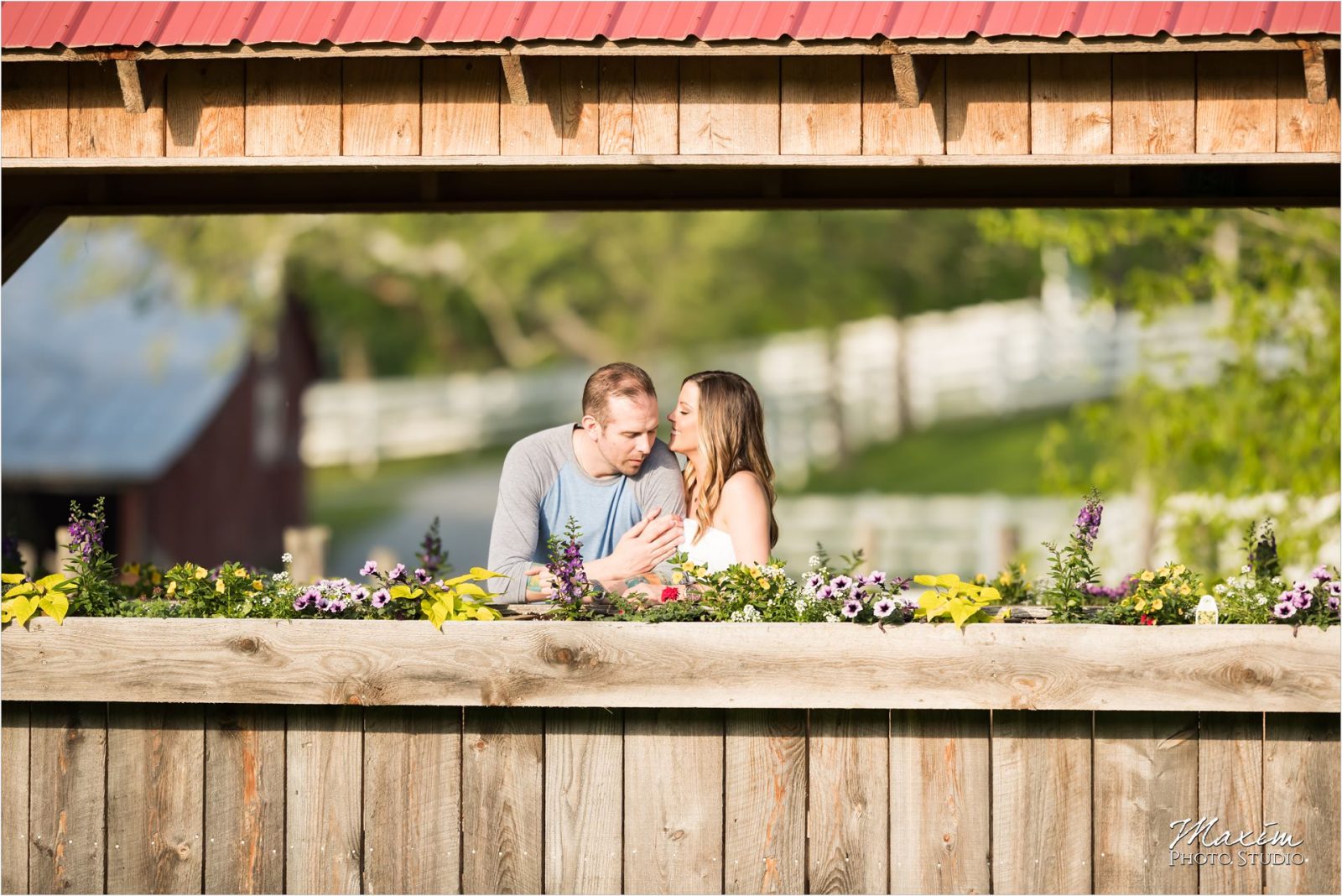 Cincinnati Wedding Photographers Kentucky Farm Engagement