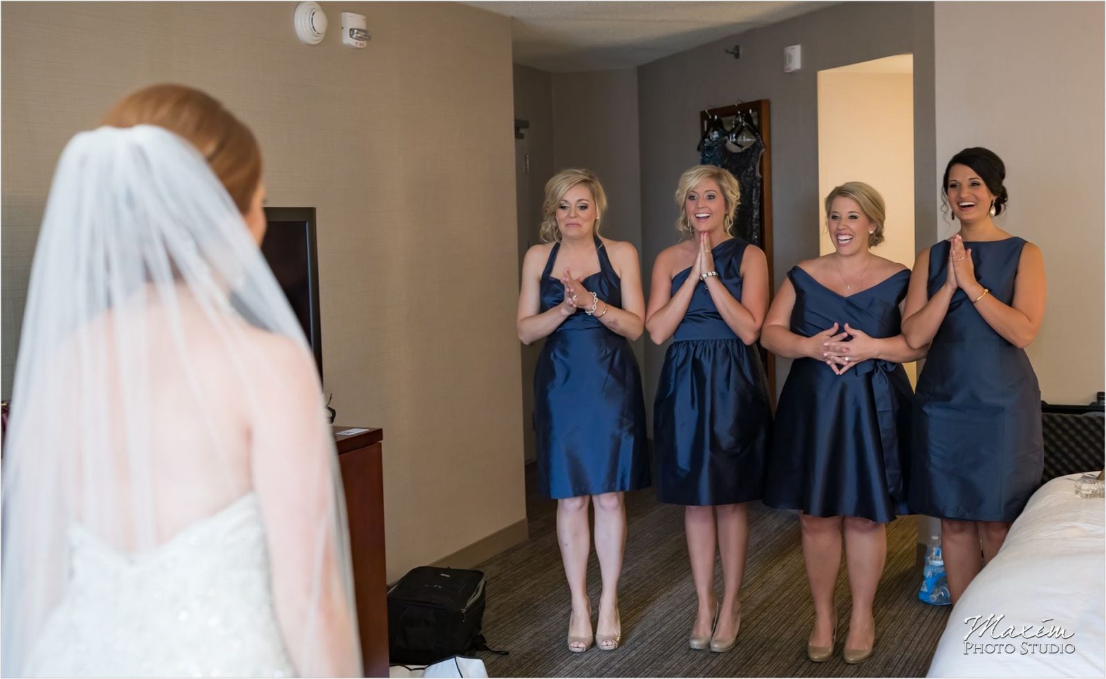 Cincinnati Wedding Photographers Westin Hotel preparations