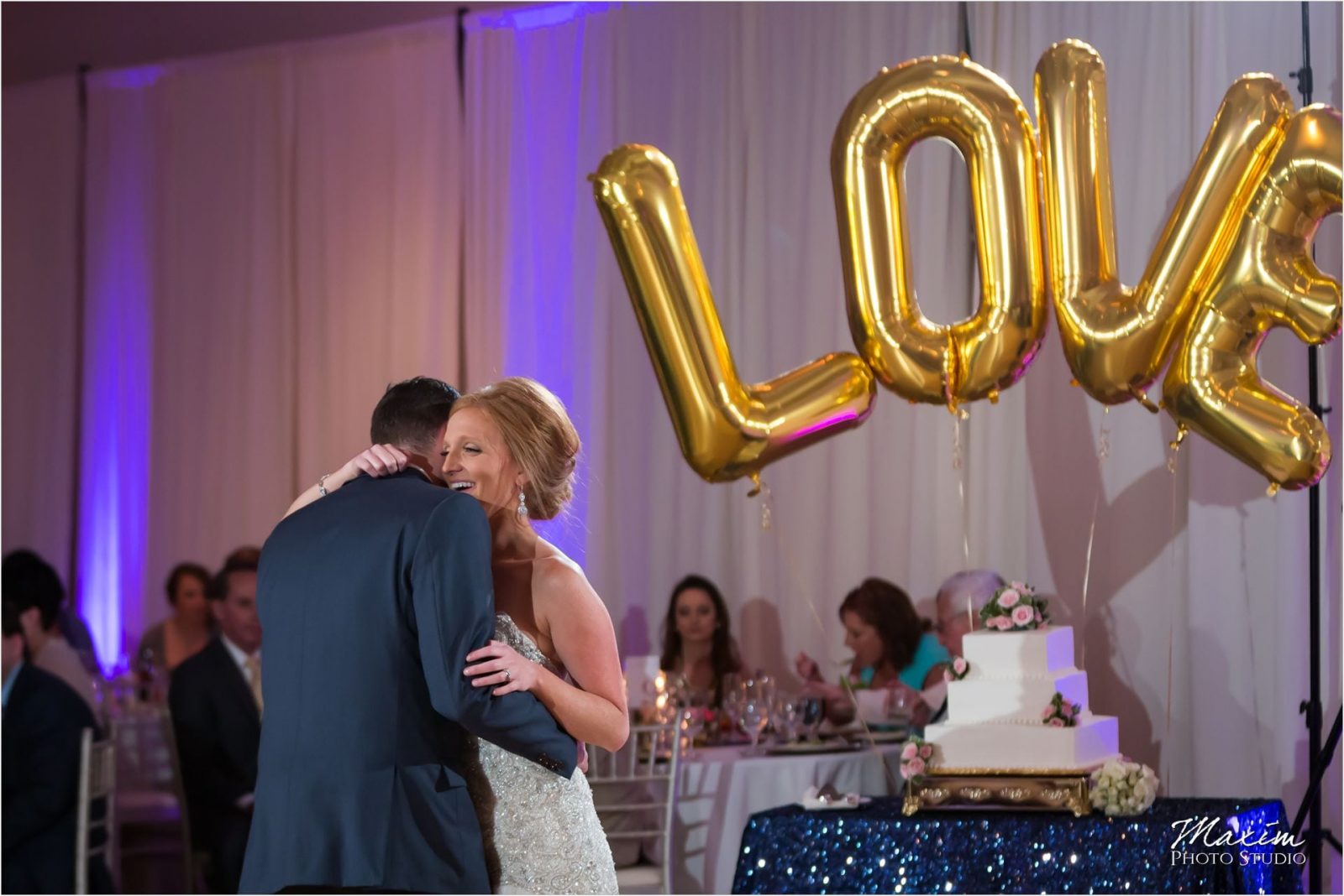 Cincinnati Wedding Photographers The Center Reception