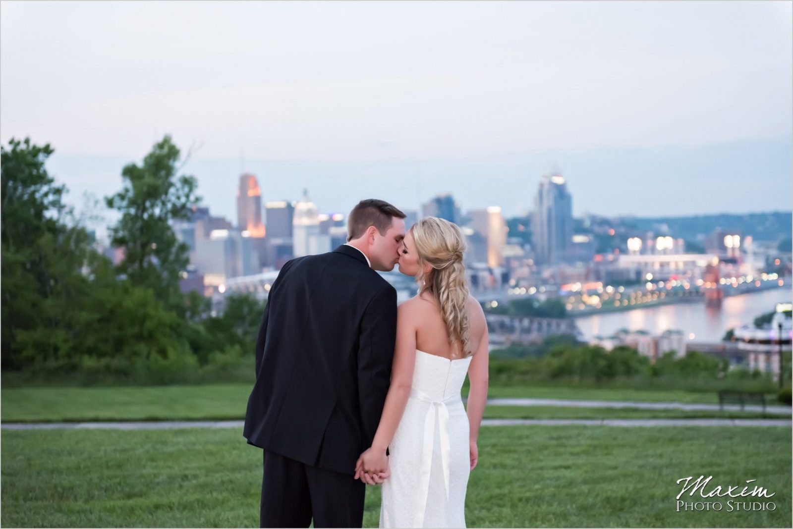 Drees Pavilion Cincinnati Skyline Wedding