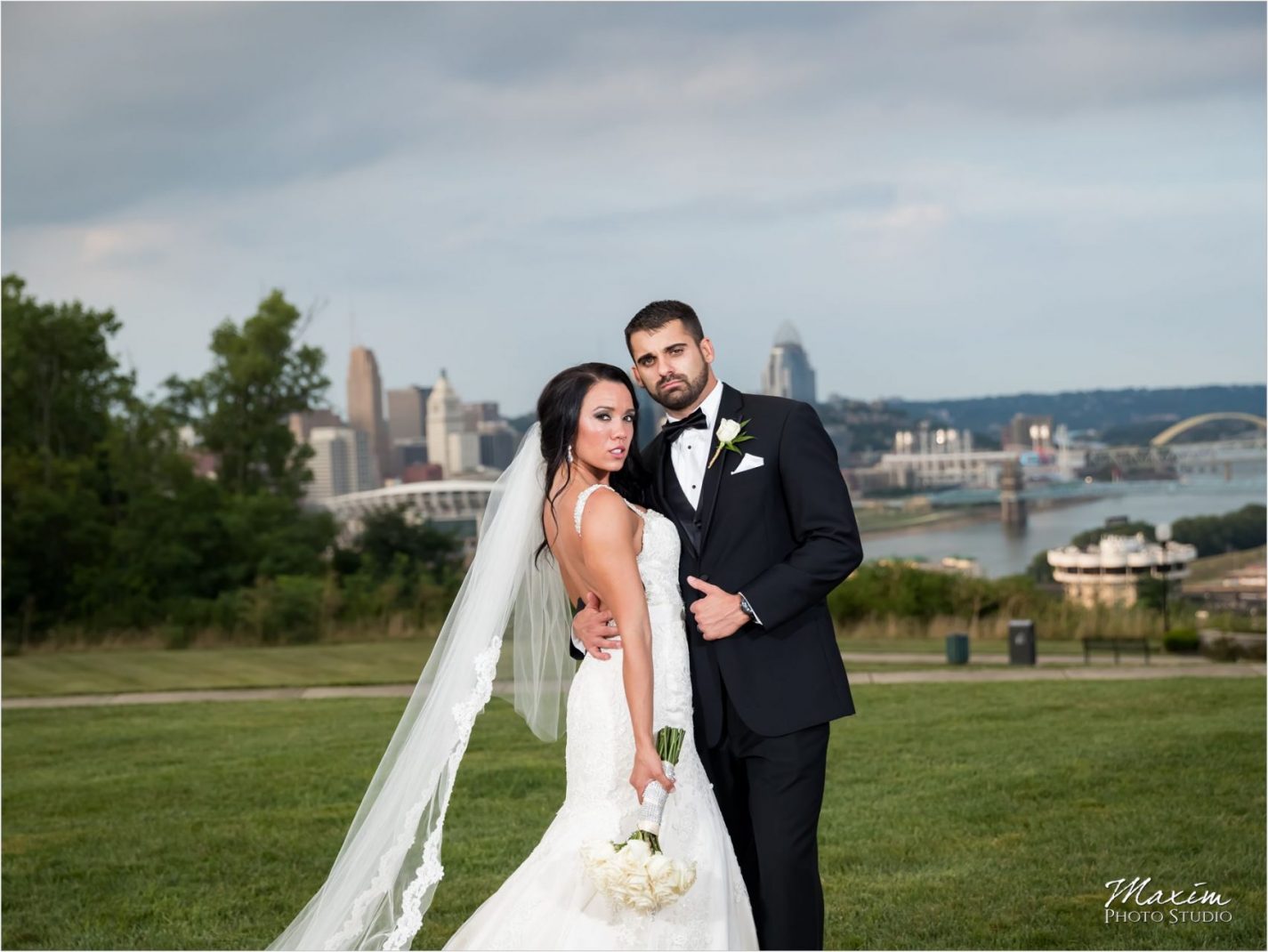 Drees Pavilion Covington Kentucky Wedding Reception Portraits