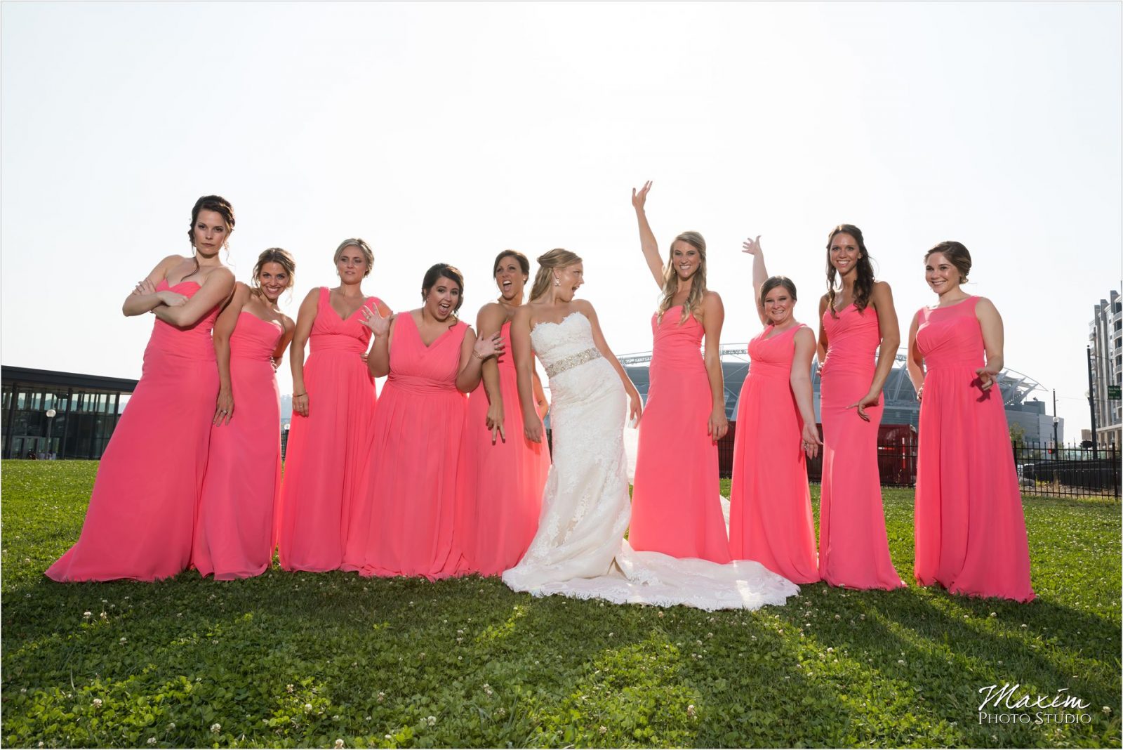 Smale Riverfront Park Cincinnati Wedding Bridal party