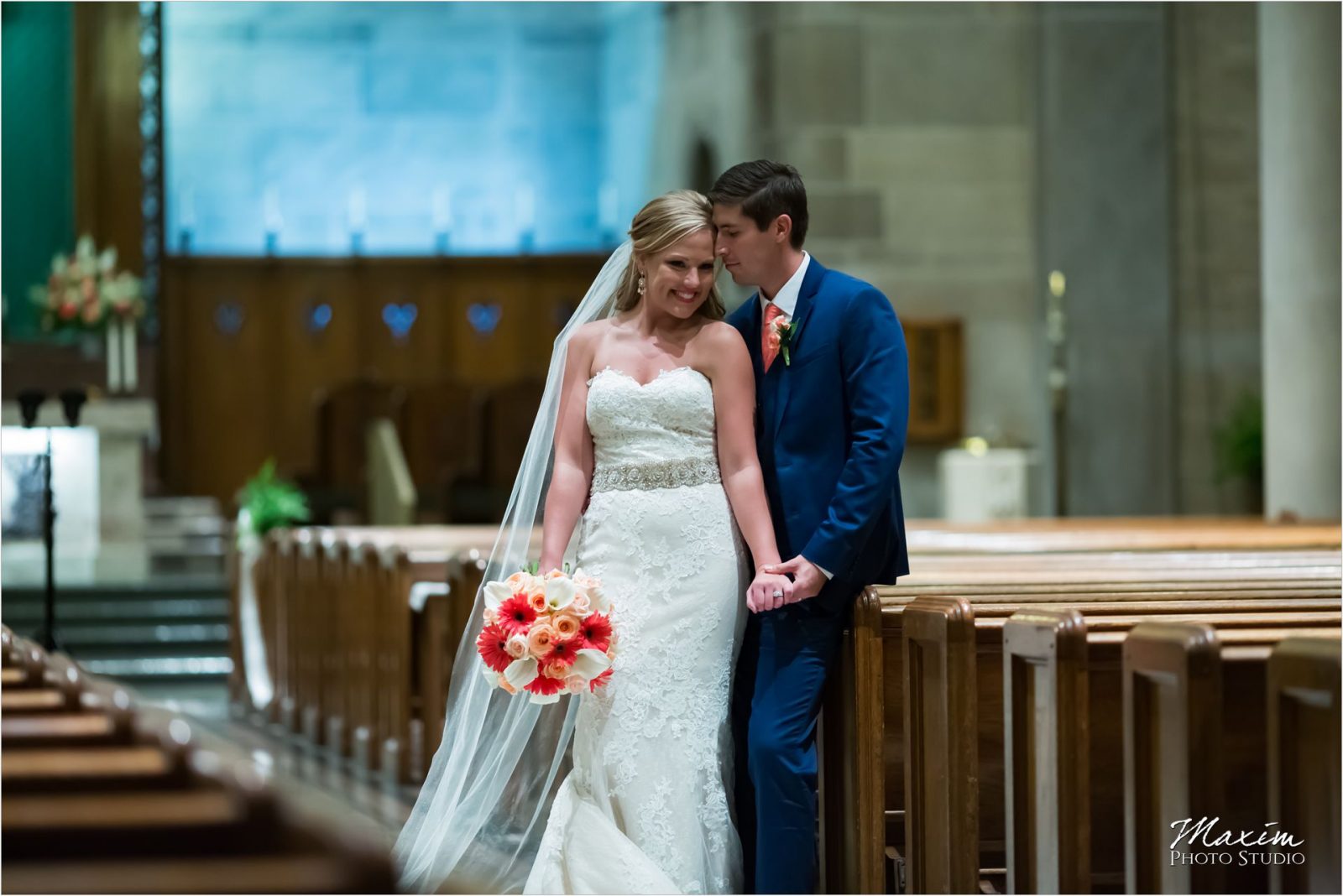 Holy Spirit Church Cincinnati Wedding Bride Groom