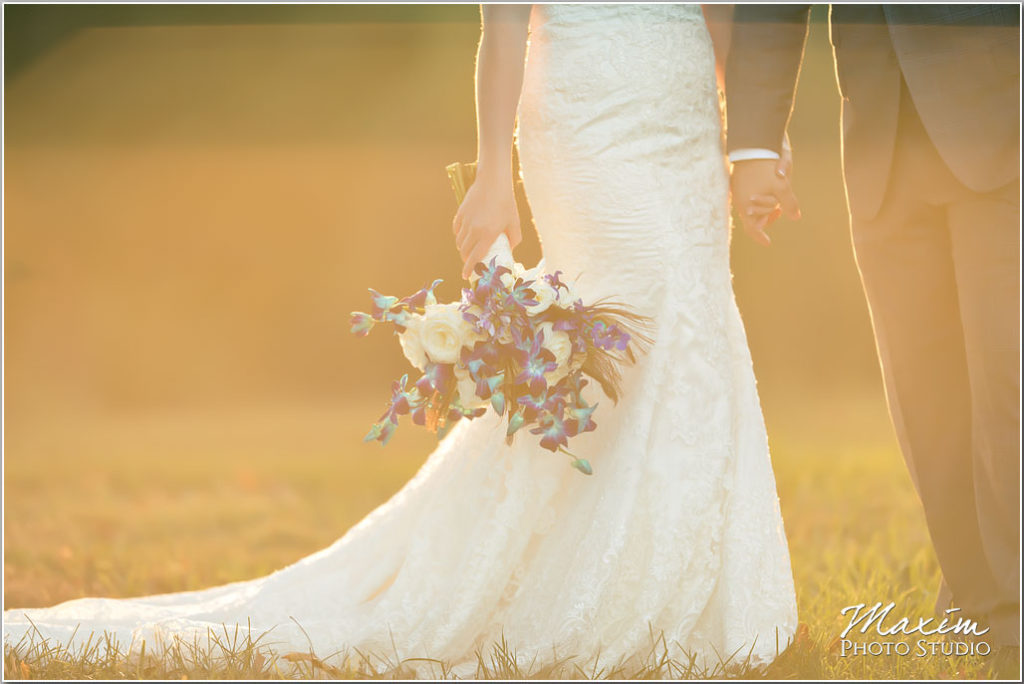 White Oaks Georgia destination wedding bride flowers