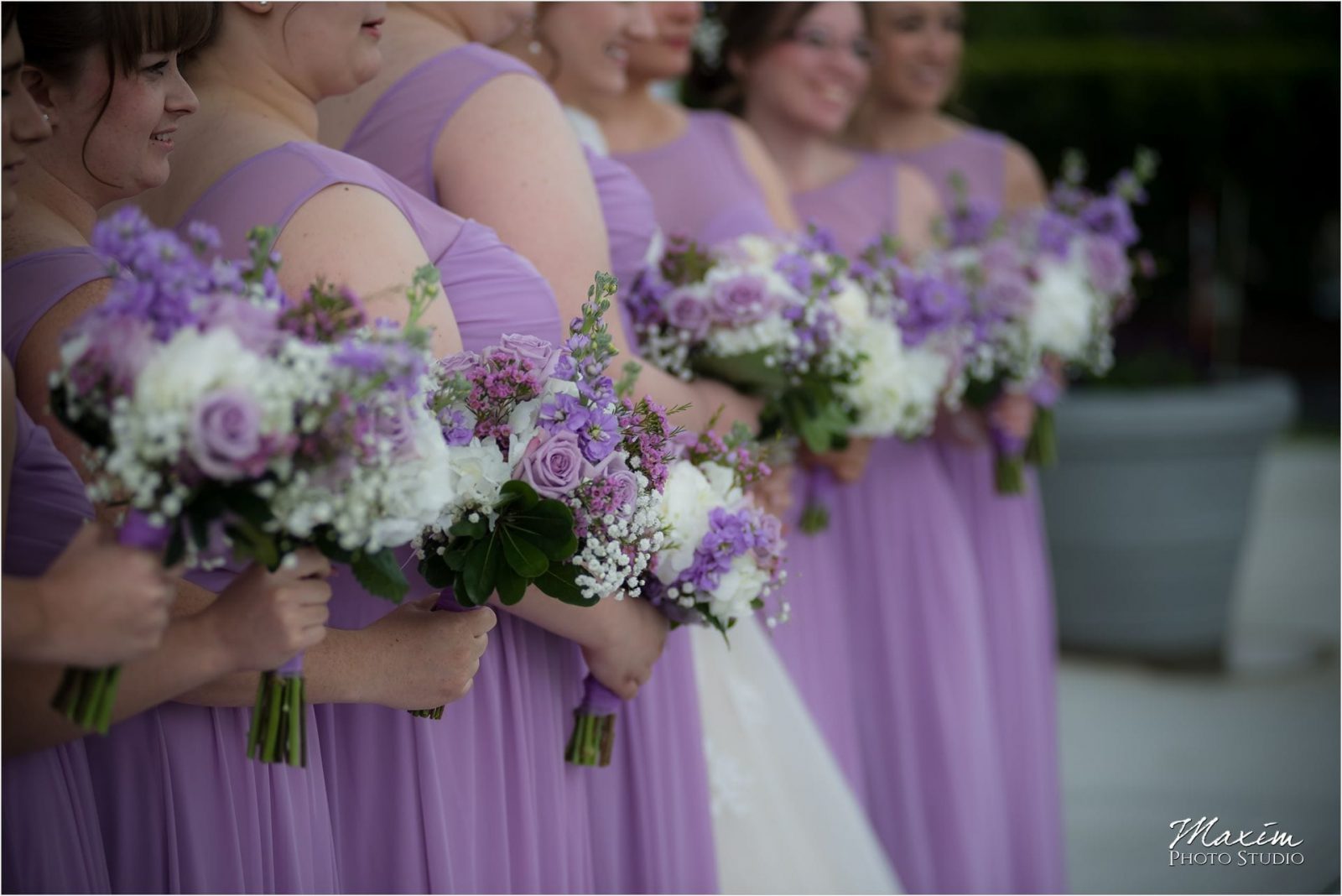 Anderson Hills UMC, Cincinnati Wedding Photography, Bride preparations, Purple dresses, Bridesmaids