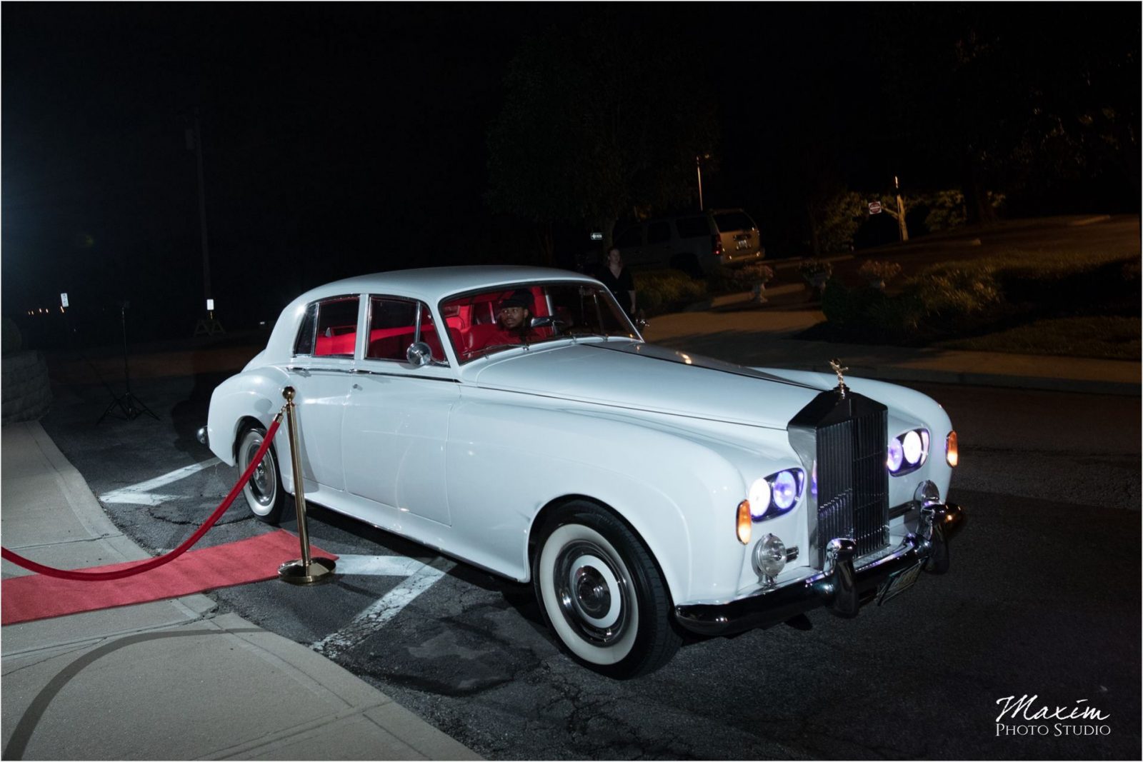Mario's Custom Limousine Service Rolls Royce Drees Pavilion