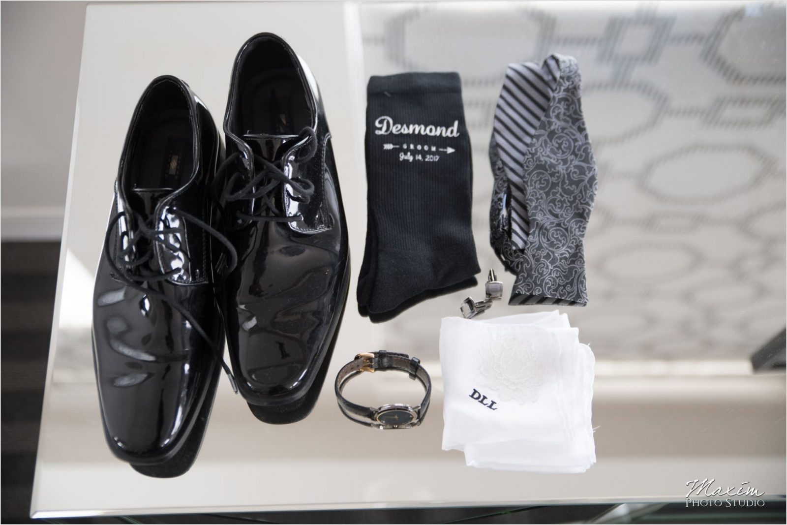 The Renaissance Hotel Cincinnati Groom Preparations