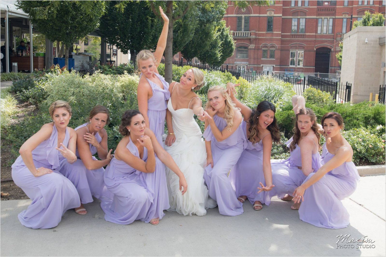 Cincinnati Washington Park Bridesmaids pictures