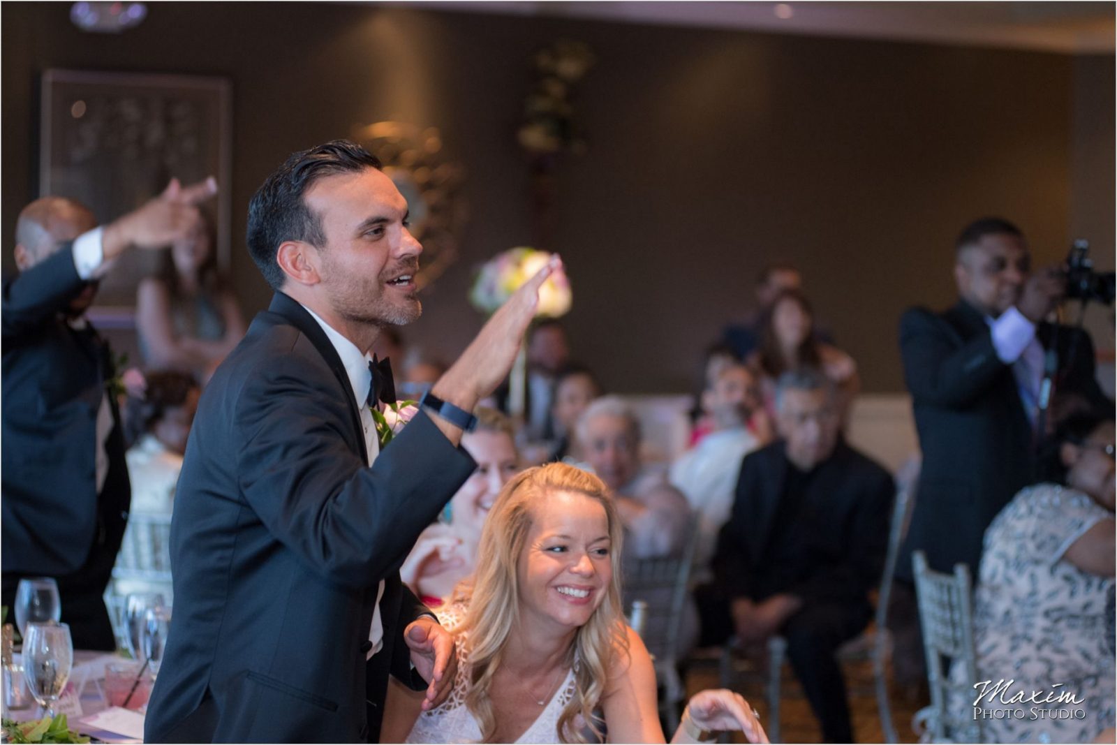 Cincinnati Wedding Photographers Drees Pavilion Wedding Reception guests