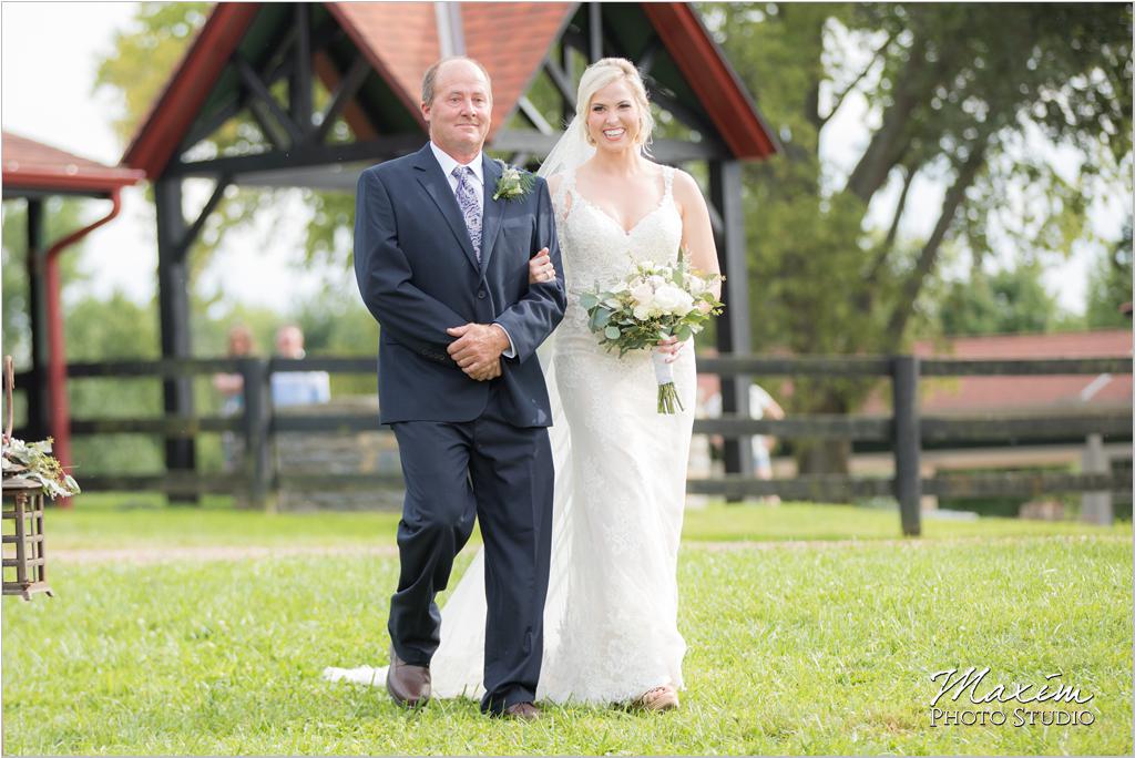 Ohio horse farm wedding ceremony