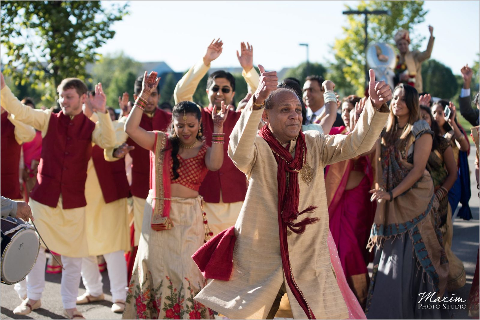 Baraat Hindu Wedding Ceremony Hindu Temple Dayton Groomsmen
