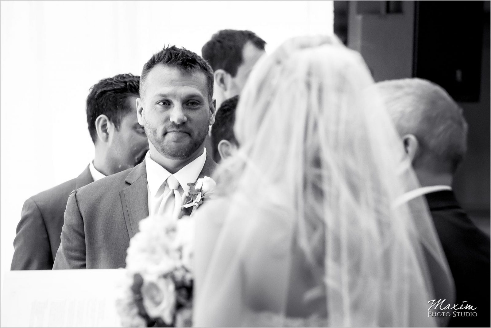 Cincinnati Marriott Rivercenter, Wedding Ceremony, Groom