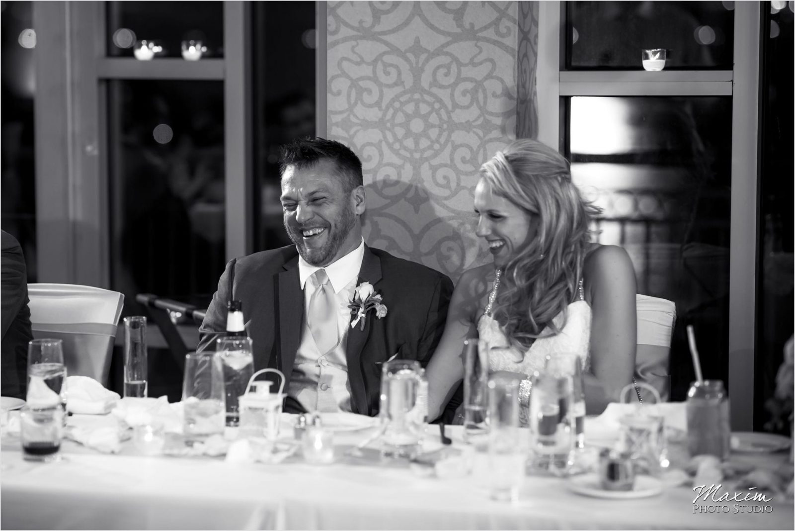 Cincinnati Marriott Rivercenter, Covington Wedding, Cincinnati skyline, Wedding Reception, Bridal Party Toasts
