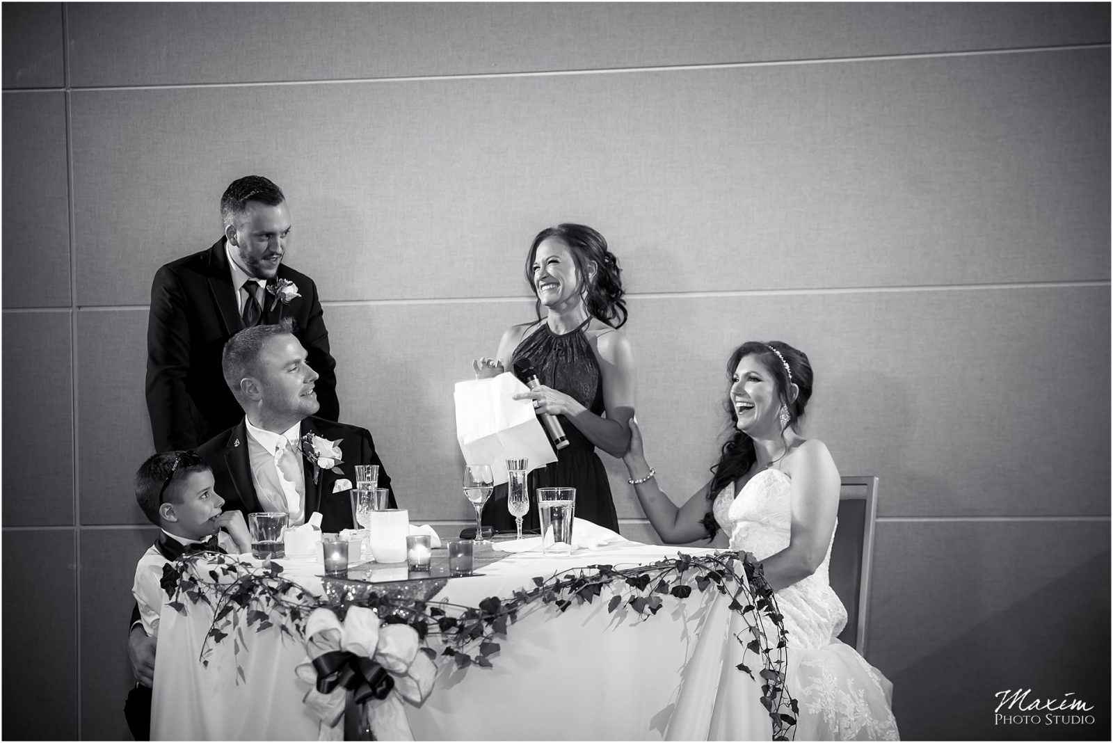 Cincinnati best wedding Photographers, Centre Park of West Chester, Cincinnati Wedding Reception, Bride Groom Toasts