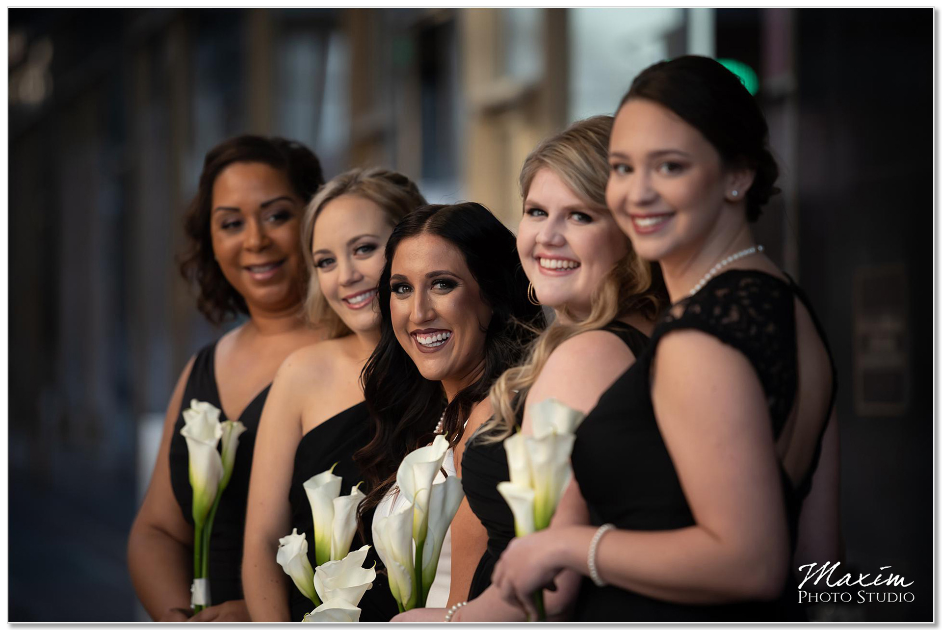 Hilton Netherland Plaza wedding bridal party