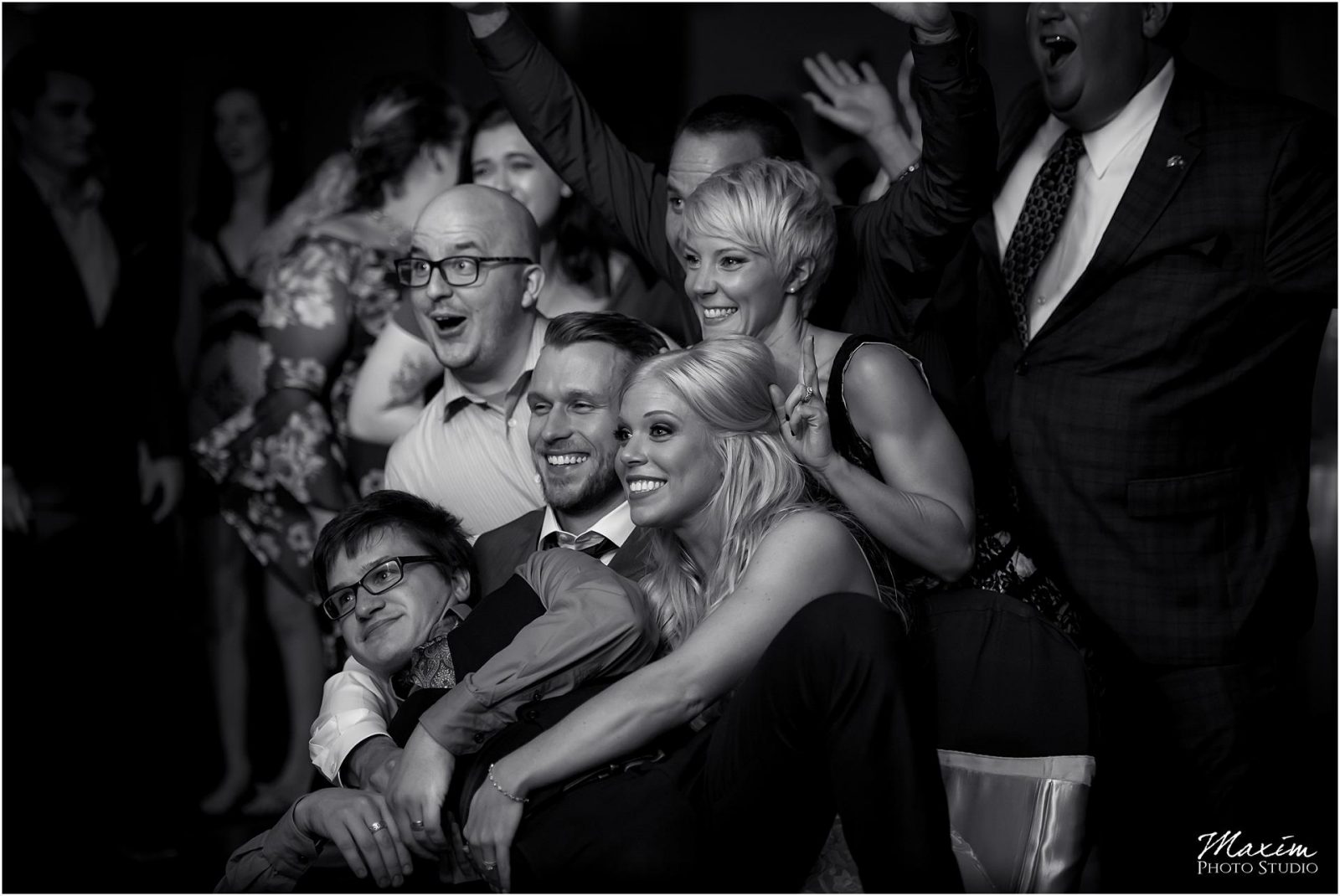 Holiday Inn Airport Wedding, Kentucky Wedding Photographer, Wedding Reception Photo Bomb