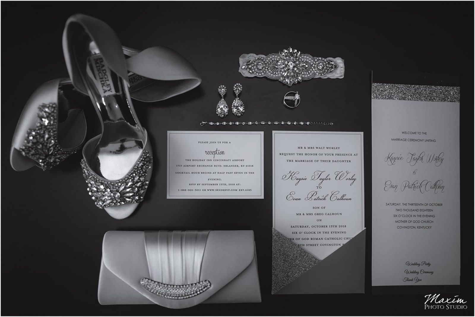 Kentucky Wedding Photographers, Bride Wedding Preparations details