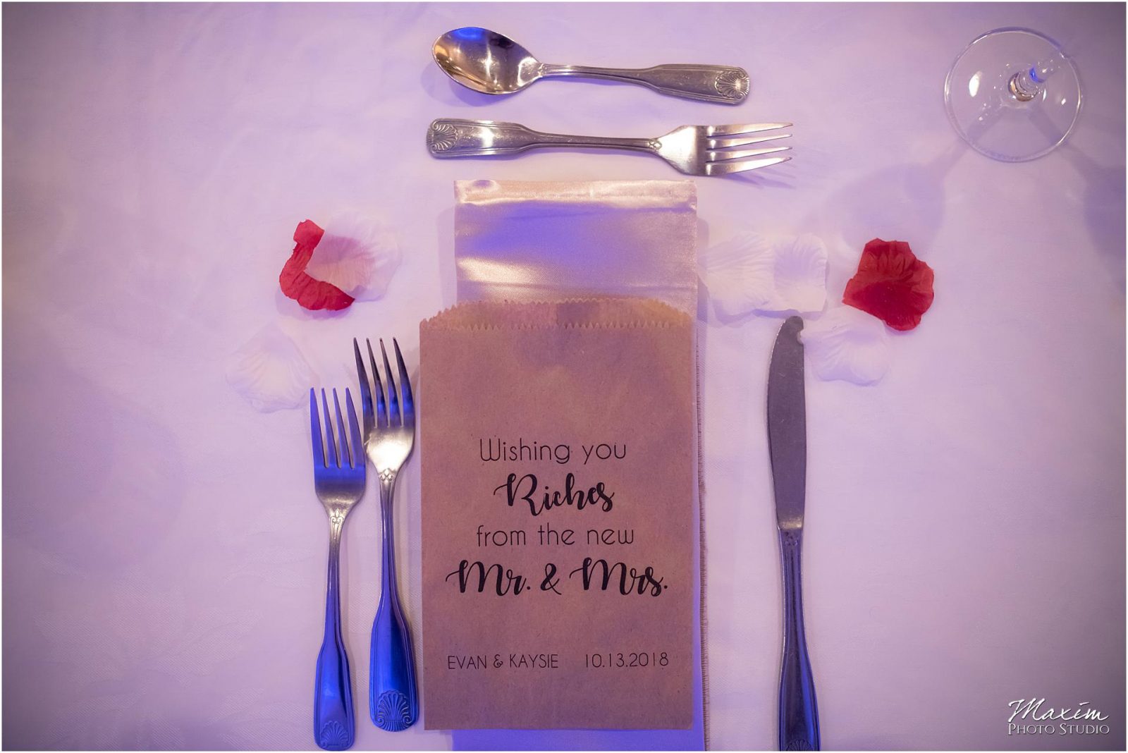 Holiday Inn Airport Wedding, Kentucky Wedding Photographer, Wedding Reception
