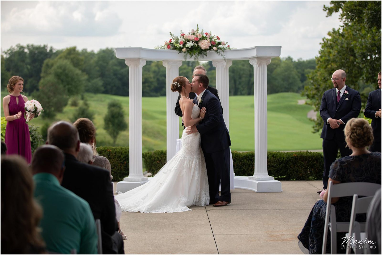 Oasis Conference Center, Cincinnati Wedding Photography, Wedding Ceremony