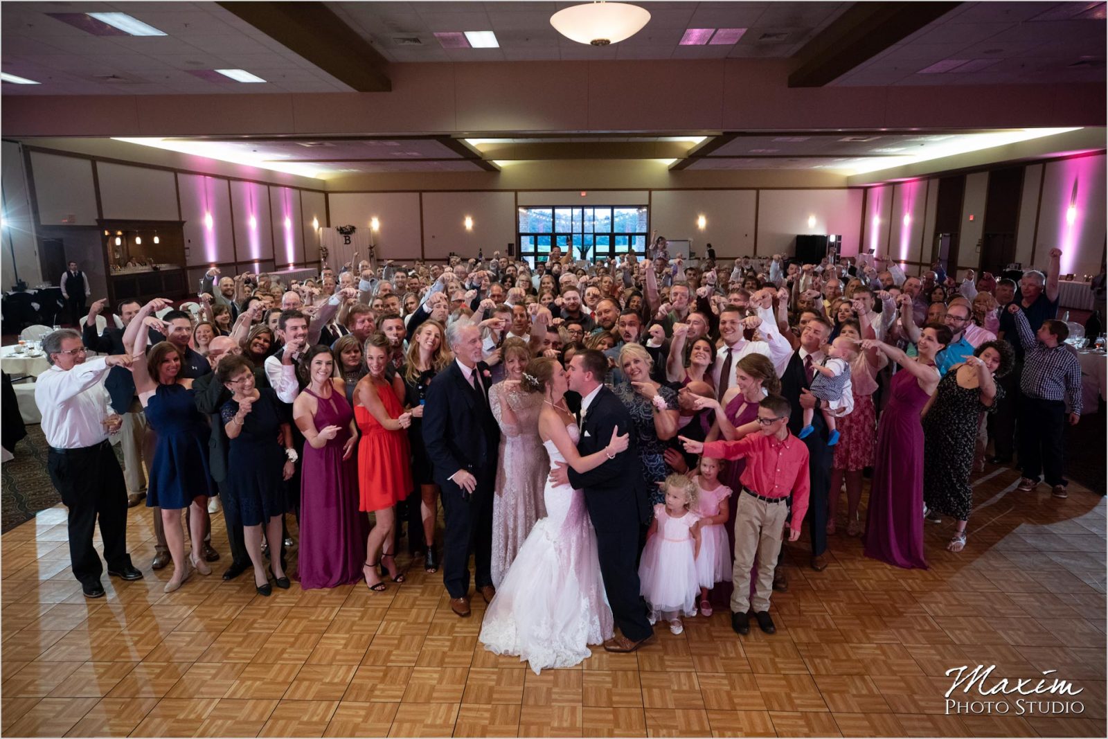 Oasis Conference Center, Cincinnati Wedding Photography, Wedding Reception Group Photo