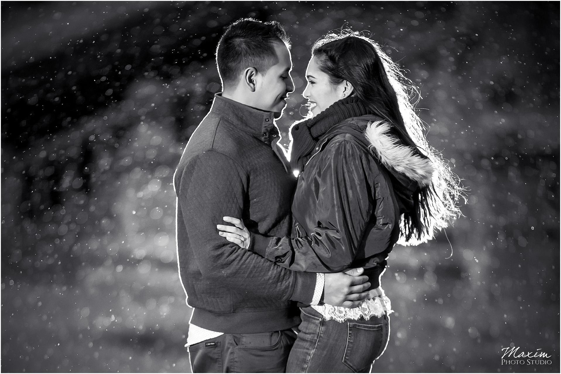 Best Cincinnati Wedding Photography, Rain engagement, Ault Park