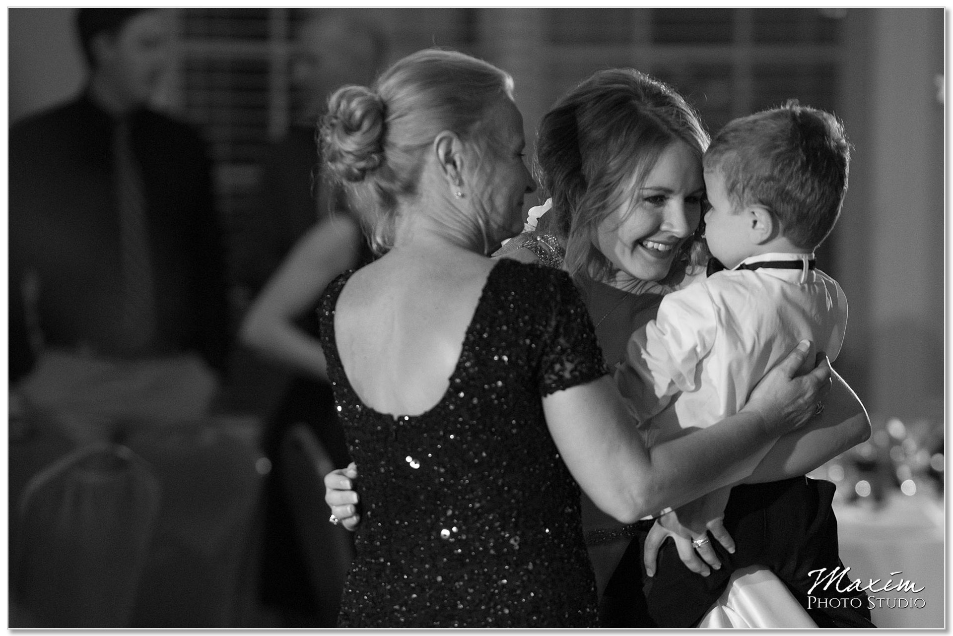 Manor house bride family wedding reception dance