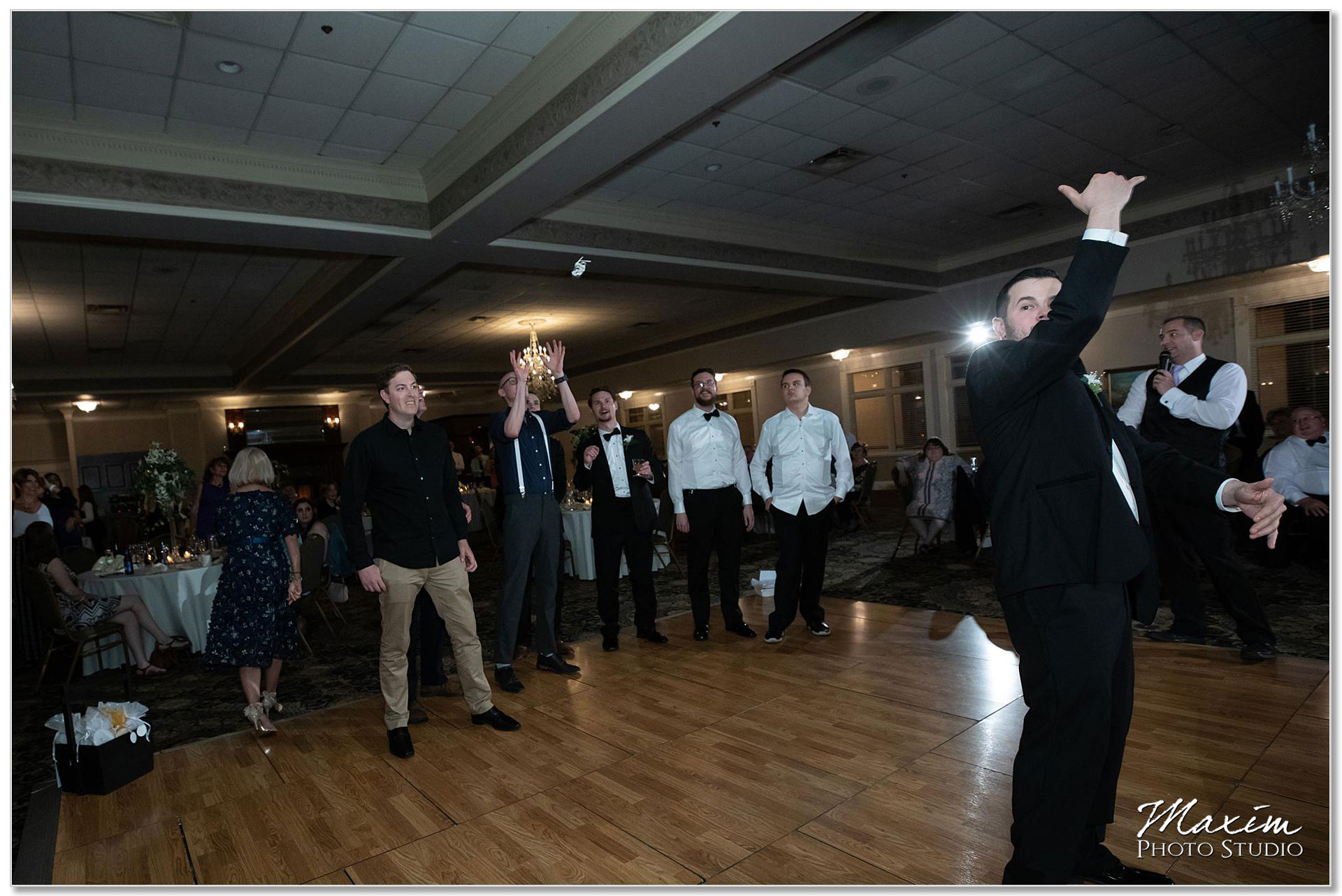 Manor House Ohio Garter toss