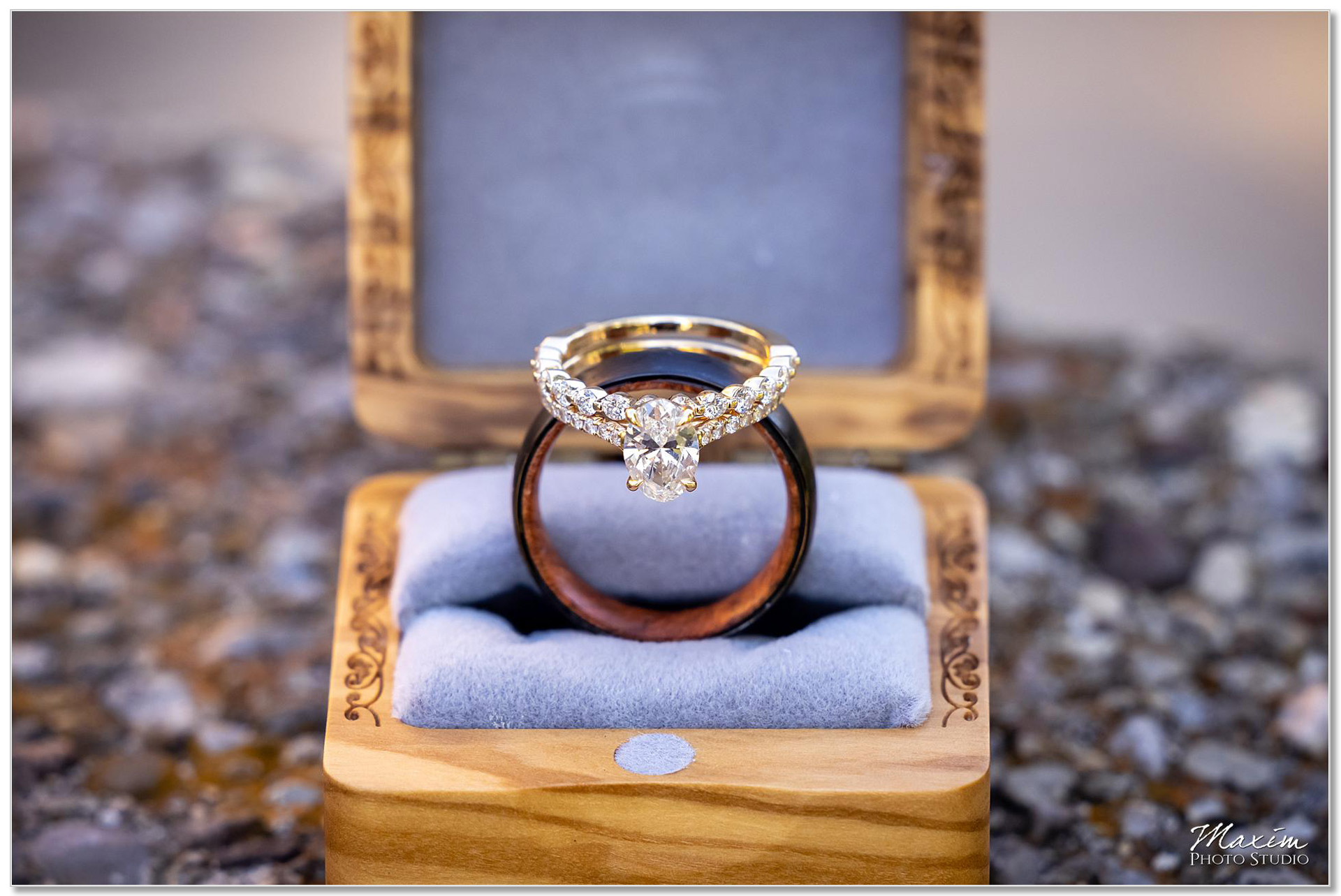 Mt. Echo Park Cincinnati Wedding rings