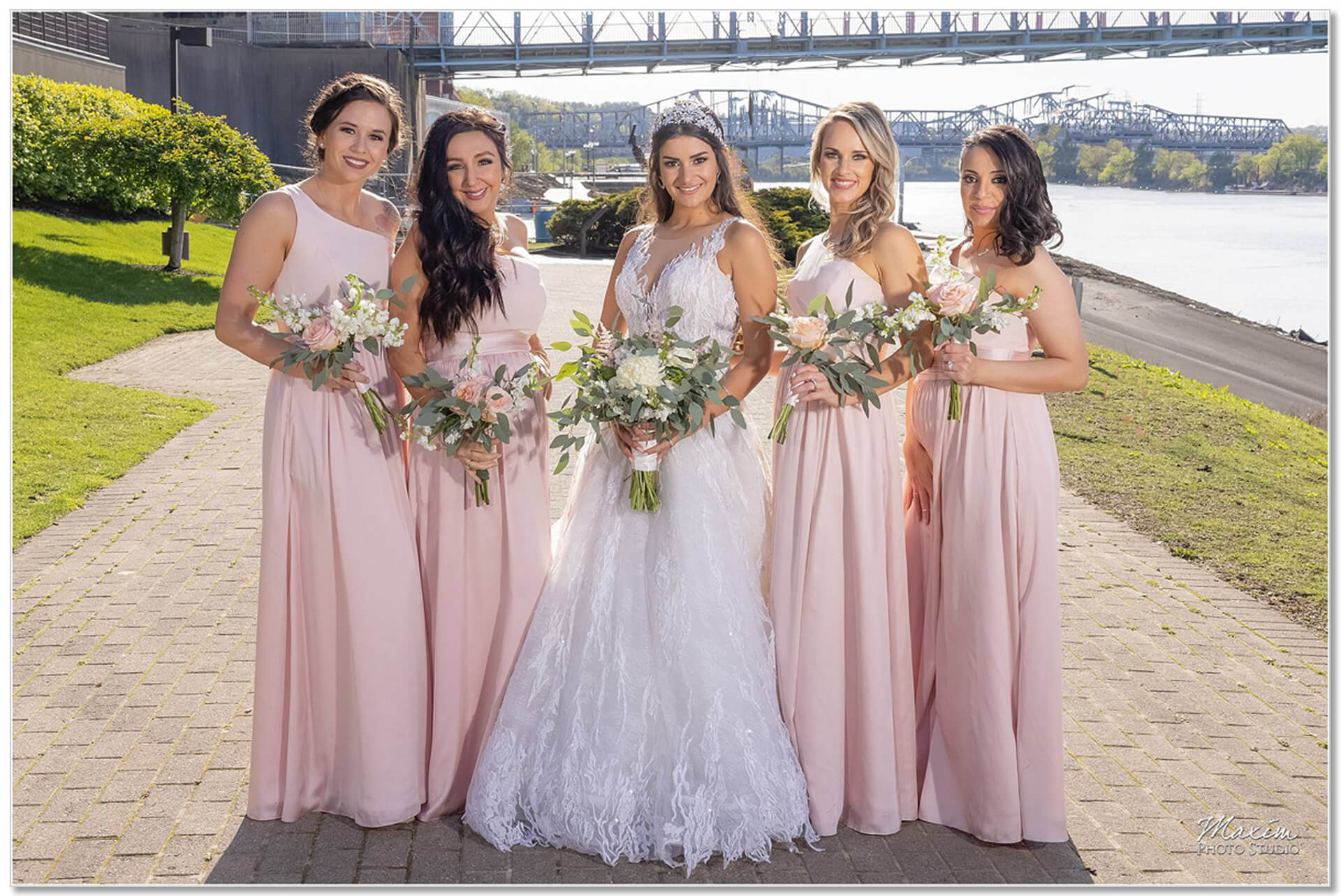 Roebling Bridge Cincinnati wedding bridesmaids pictures