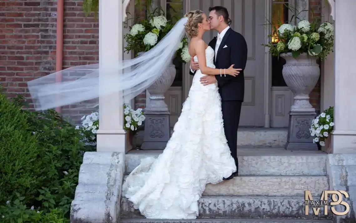 Taylor Mansion Columbus Ohio wedding